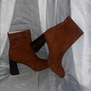 Charles David Rich Brown Heeled Boots